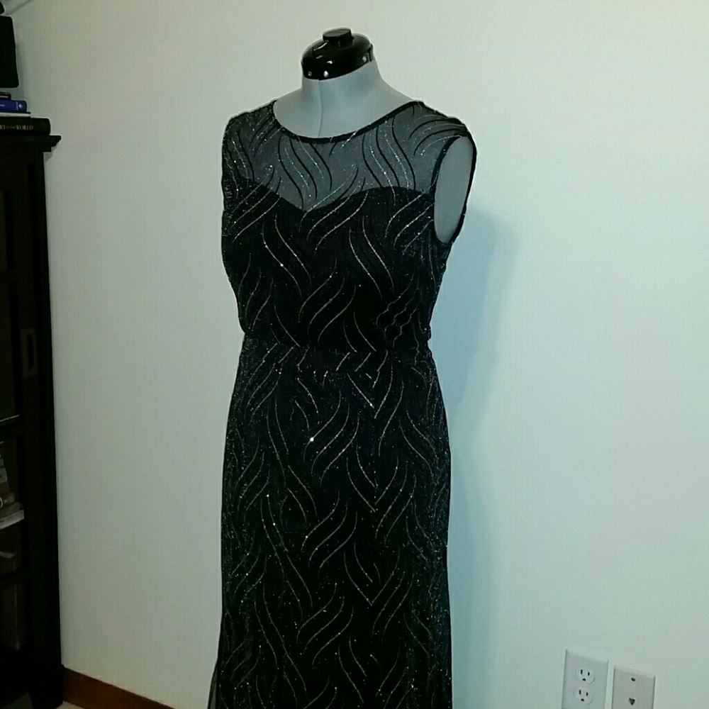 Candalite  black and silver long dress L
